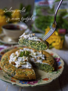 Śniadanie mistrzów: Zielony omlet z sosem tzatziki