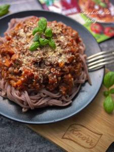 Wegańskie bezglutenowe spaghetti a’la bolognese