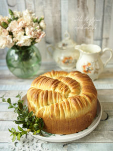 Babka drożdżowa motek włóczki